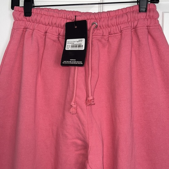 Prettylittlething Acid Wash Joggers Sz US 8 - Picture 2 of 3